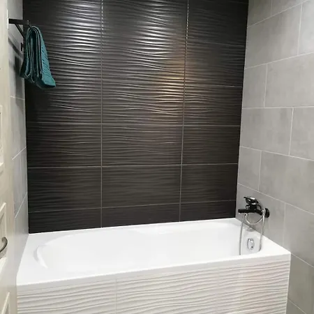 Apartment Modern Galaxia In The City